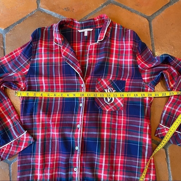 VICTORIAS SECRET Embroidered Red PLAID Pajamas 2PC~TOP BOTTOMS PANTS~Medium M - Picture 5 of 7